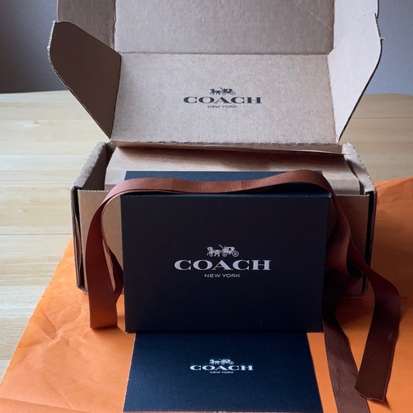 🦋 COACH X LIL NAS BUTTERFLY COIN CASE 🦋 NWT 🦋 - Picture 13 of 16